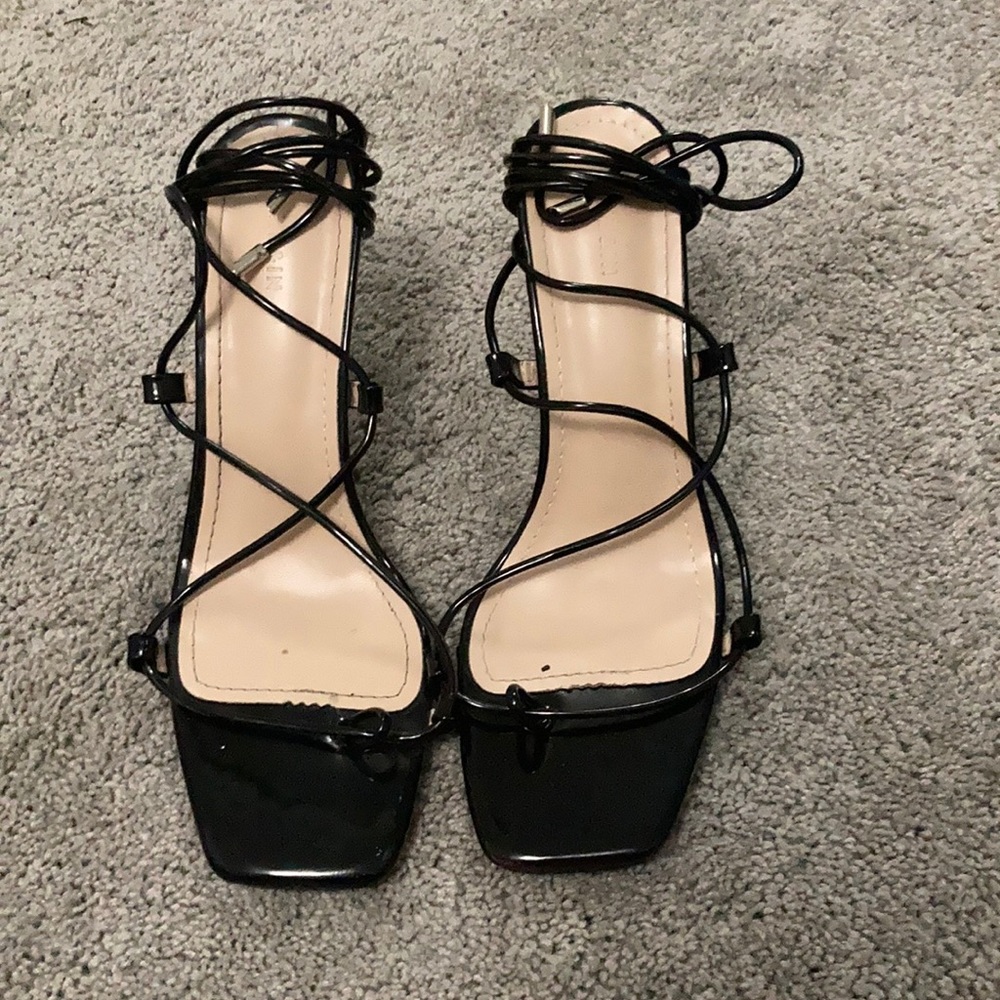 Black Tie Up Heels